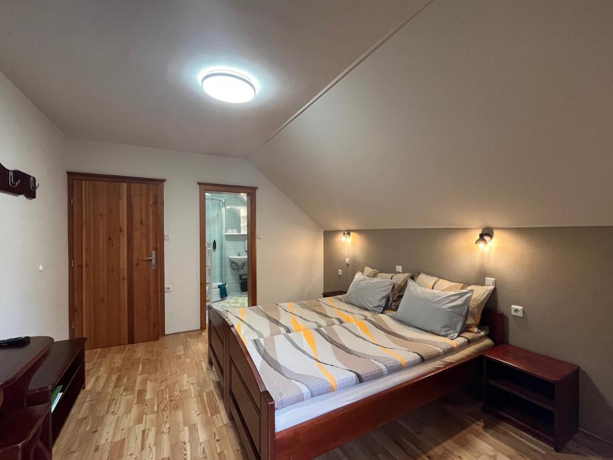 Na Logu - Farm Stay Ambroz Gregorc Solčava Zewnętrze zdjęcie